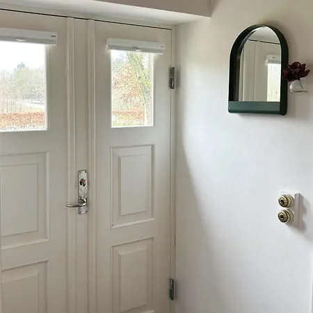 Historic House By Kongeaen And Freedom Bridge Vejen